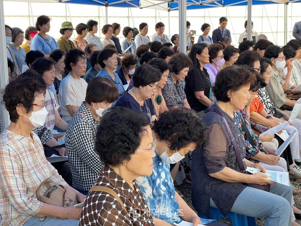 서서울교회, 새성전 기공 감사예배 모습