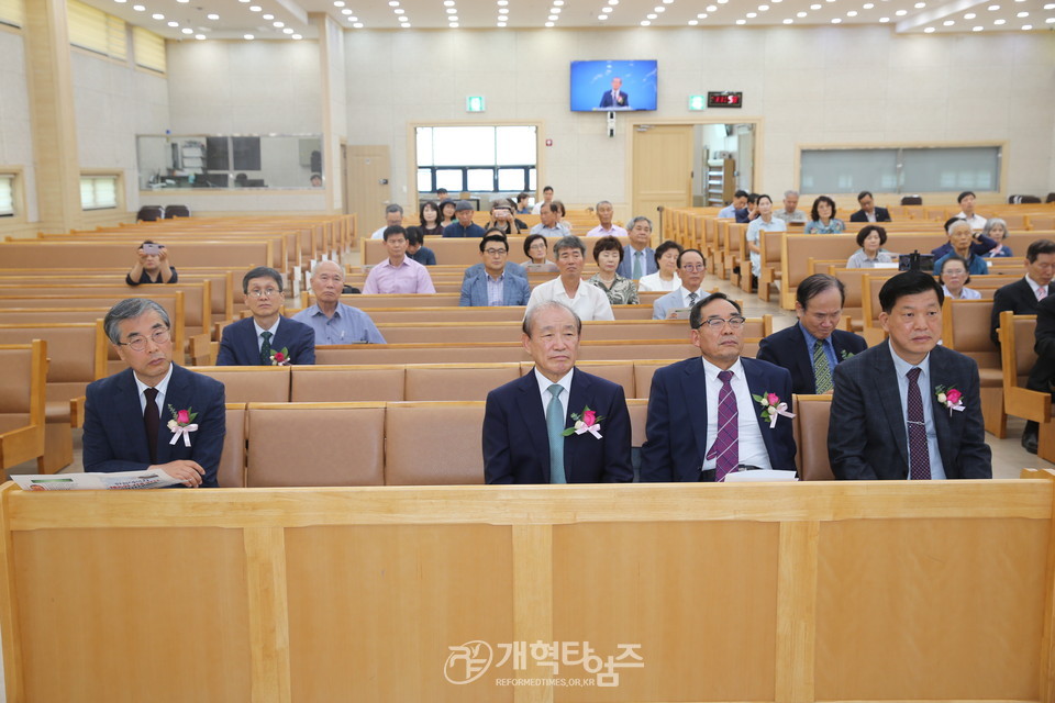 GMS 전문선교사훈련원 제중원 제2대 원장 한흥택 목사, 취임감사예배 모습