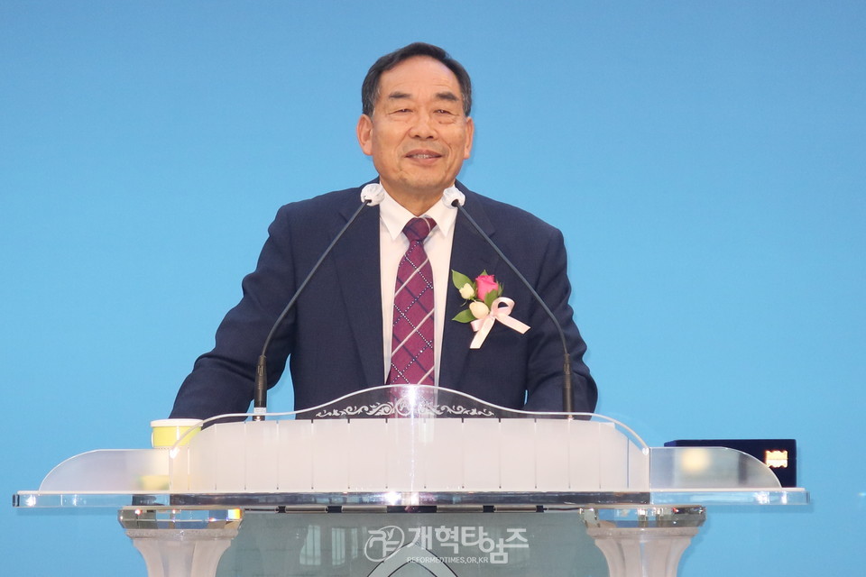 GMS 전문선교사훈련원 제중원 제2대 원장 한흥택 목사, 취임감사예배 모습