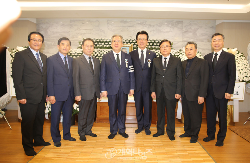 故 오상진 목사 장례식장에서