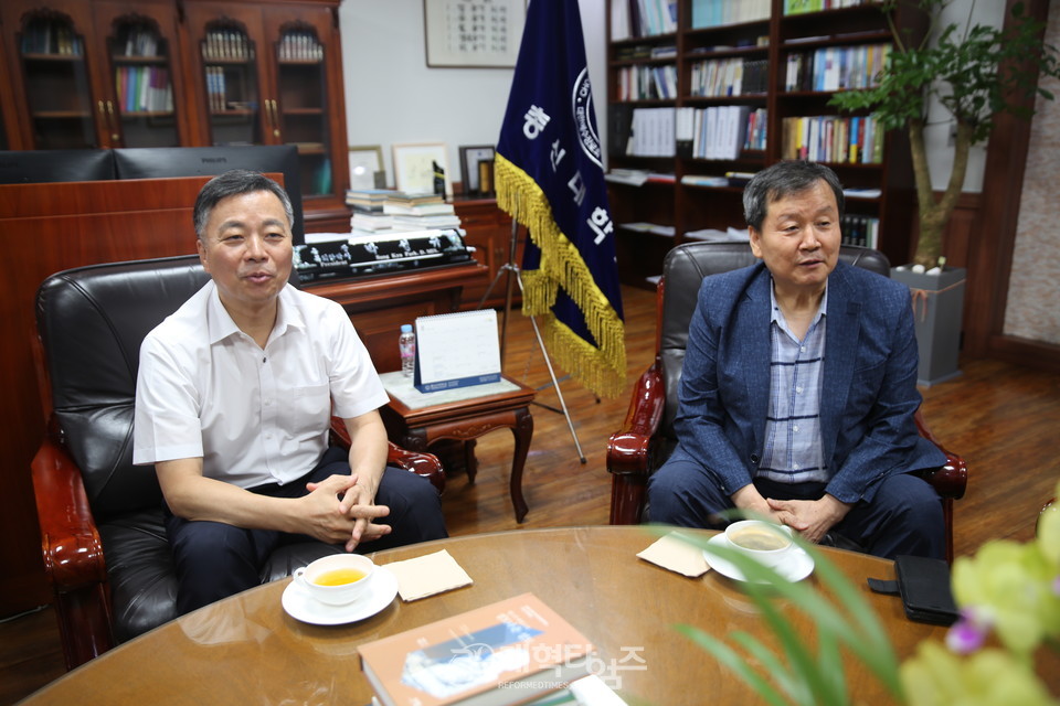 총신대 신대원 총동창회 임원회 모습