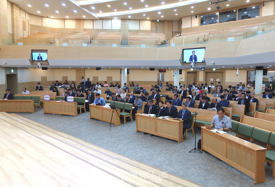 아시아교회정책연구소 제1차 정기 컨퍼런스 모습