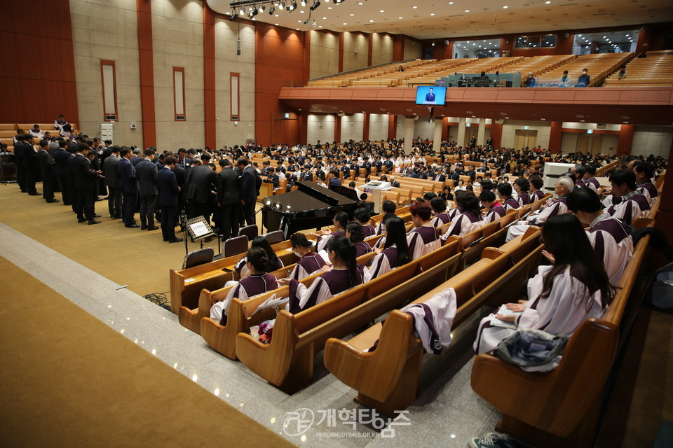 대전중앙교회, 임직감사예배 모습