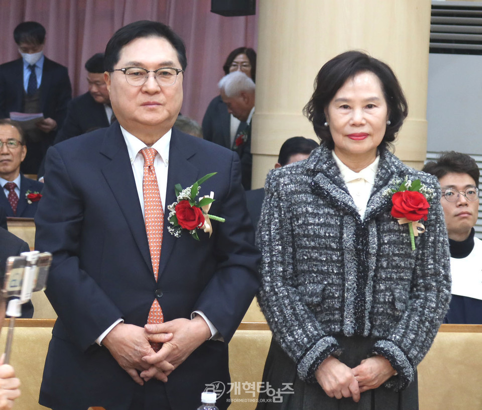 동일로교화 창립35주년 원로ㆍ위임ㆍ은퇴ㆍ임직 감사예배 모습