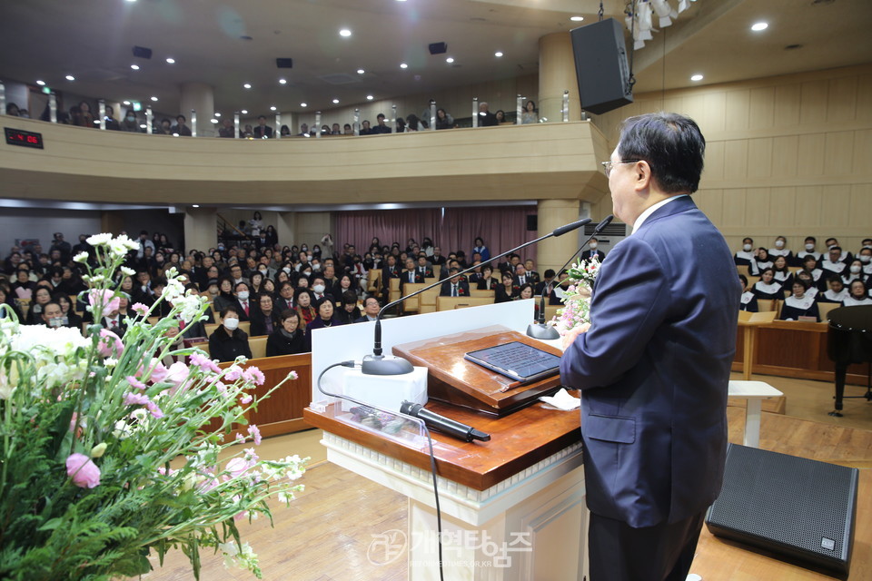 동일로교회 창립35주년 원로ㆍ위임ㆍ은퇴ㆍ임직 감사예배 모습