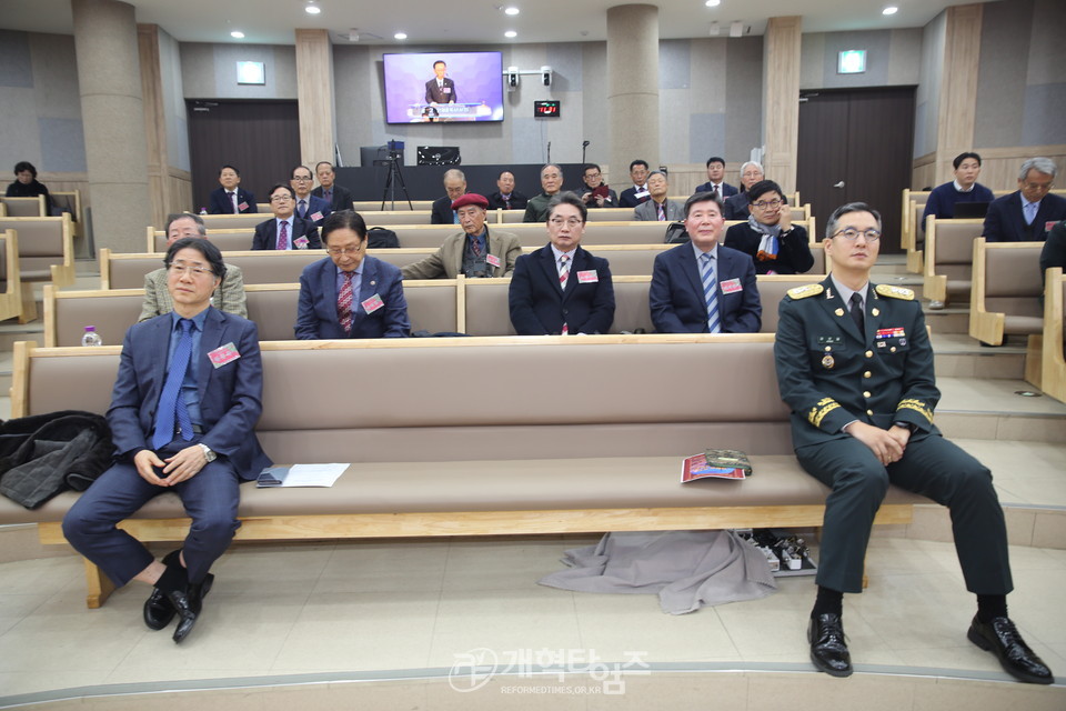 총회군선교부&총회군선교회, 사랑의 온차 및 손난로 전달식 모습