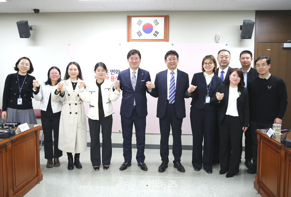 웨이하이직업대학 대표단, 용산구청 방문 및 박희영 구청장 명예교수 위촉 모습