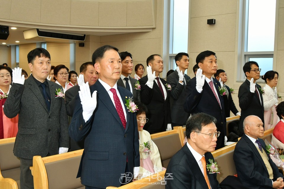 대남교회, 교회설립 50주년 기념 임직 및 은퇴감사예배 모습