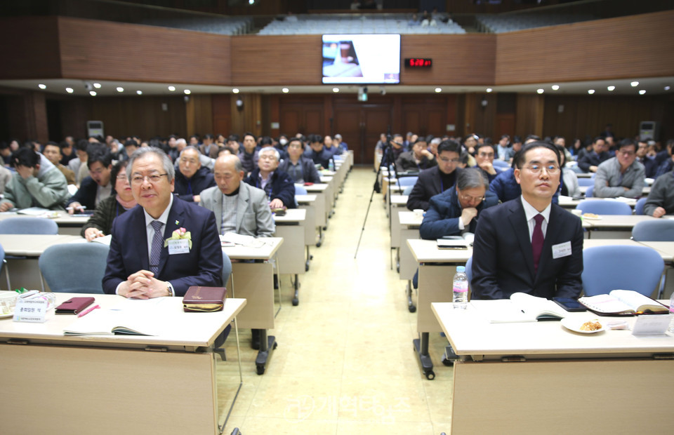 교회여 일어나라! 목양아카데미, 제1차 목회자 영성 회복 캠프 모습