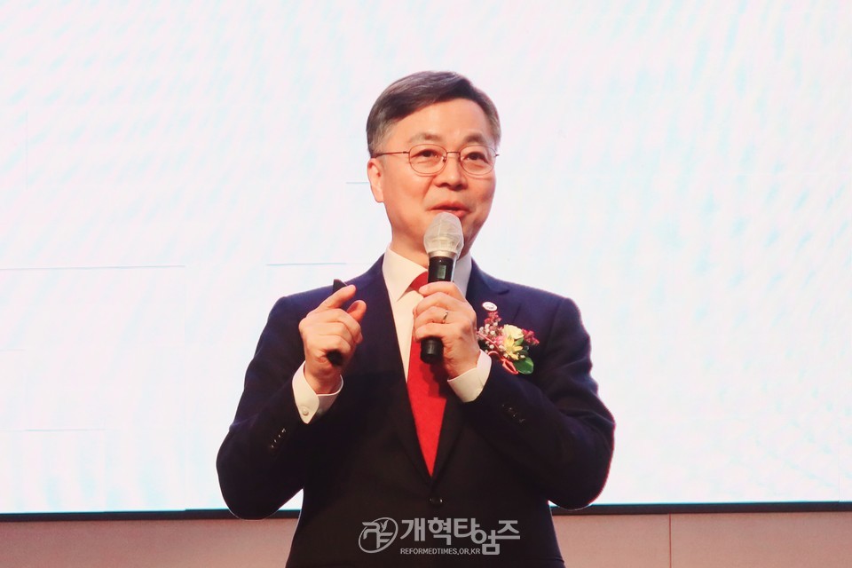 서울ㆍ서북지역남전도회 회원부부수련회 모습