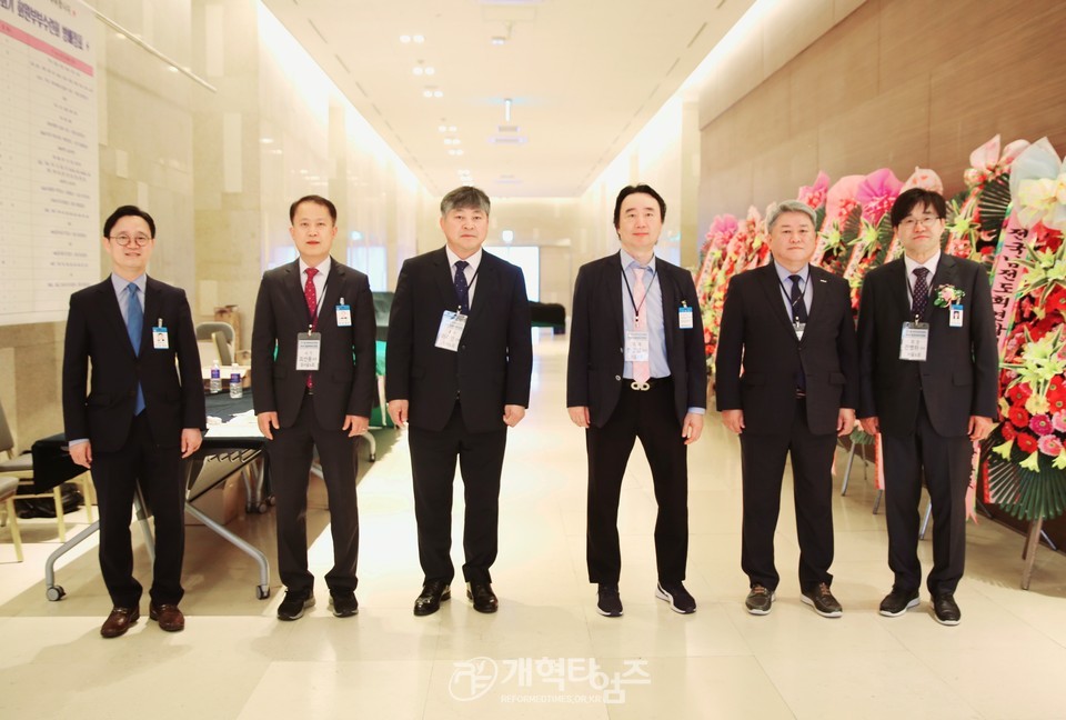 서울ㆍ서북지역남전도회 회원부부수련회 모습
