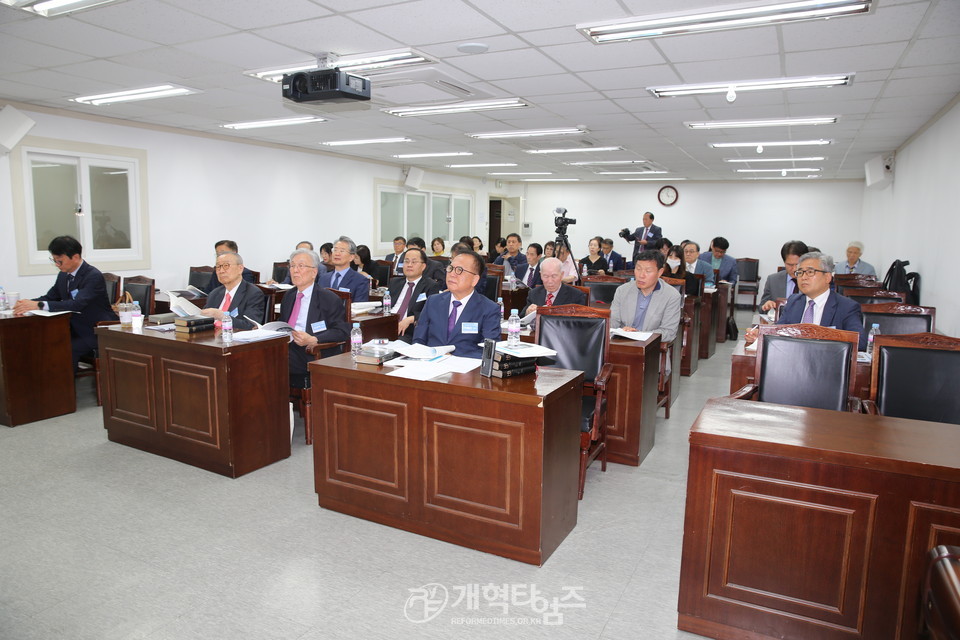 총회역사위원회, ‘최초 7인 목사와 한국 장로교 정체성’ 세미나 모습
