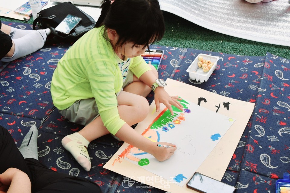 서울노회주일학교 연합경연대회 및 모범자 표창식 모습