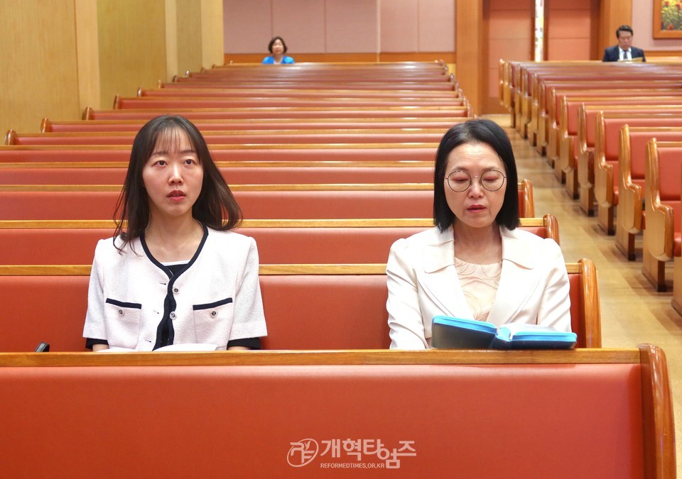 동안주노회장로회 정기총회 모습