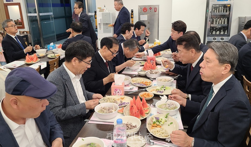인천노회남전도회 순회헌신예배 모습