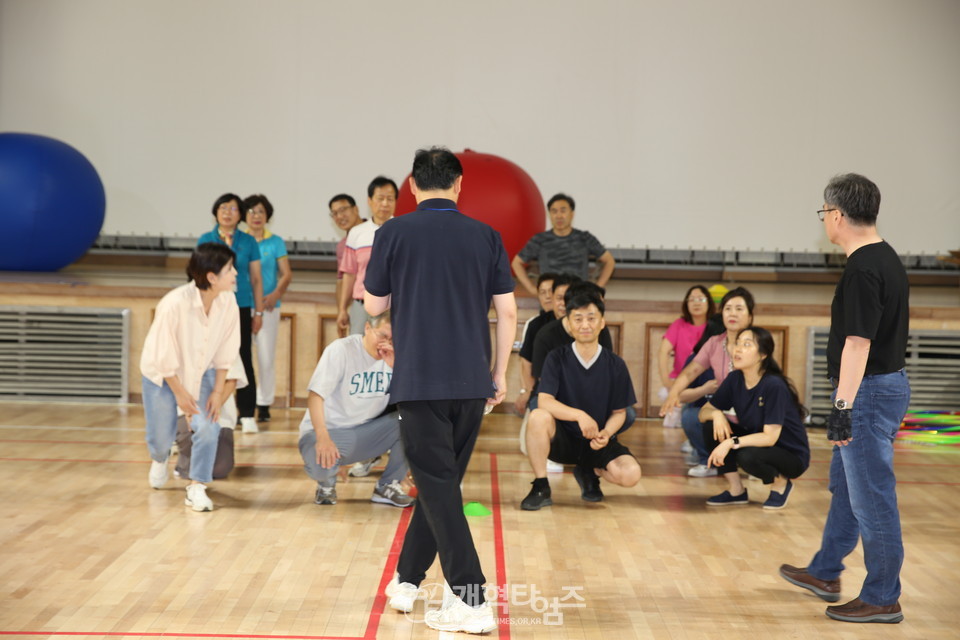 서평양노회 제57회 2024 교역자 부부수양회 모습