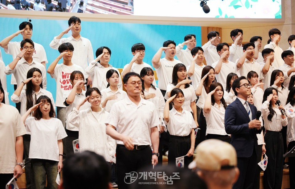 반야월교회, 6.25 참전용사 위로 예배 모습