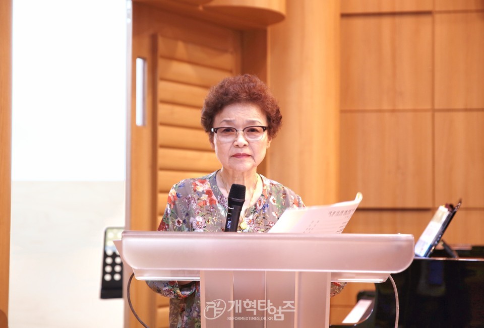 총신대신대원총여동문회,「여성사역 세미나」모습