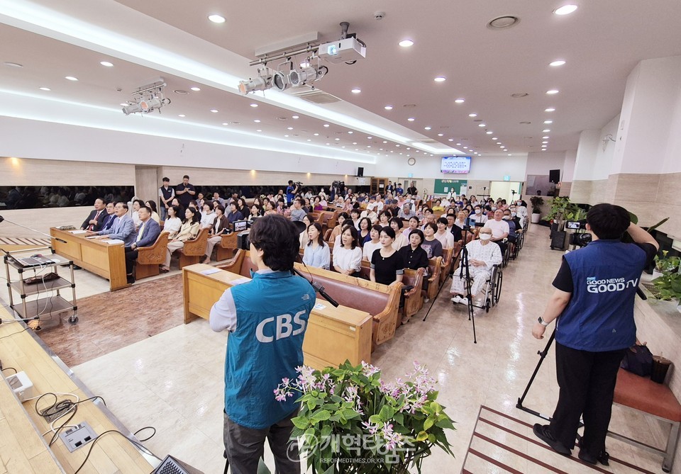 새에덴교회, ‘2024 중앙보훈병원 참전용사 및 국가유공자 위문예배’ 모습