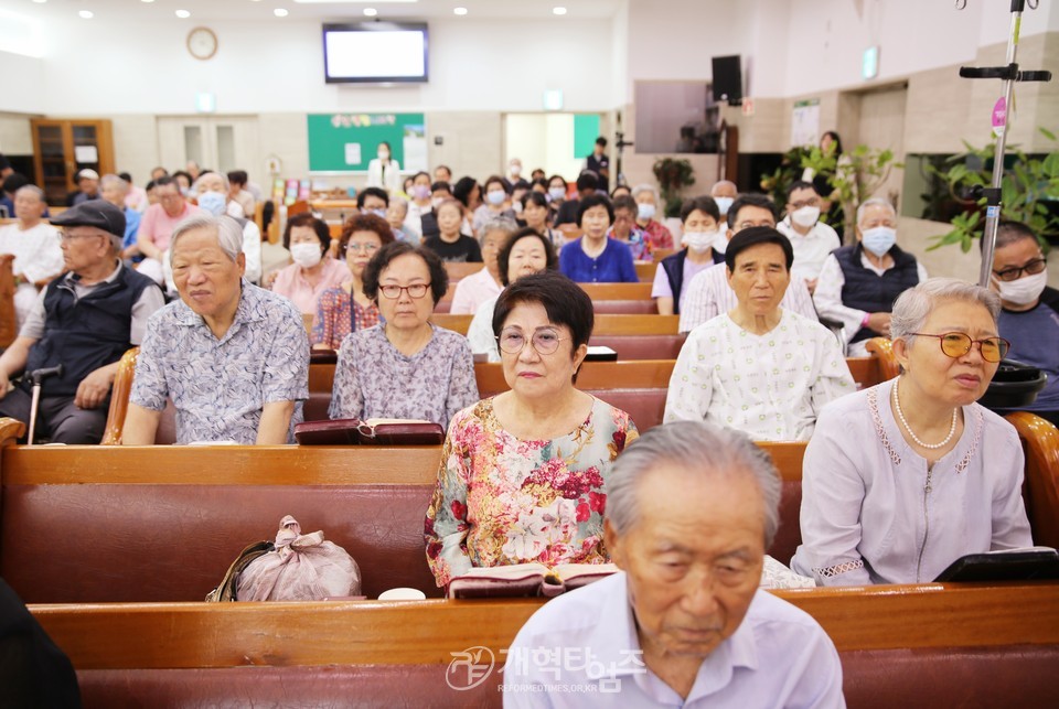 새에덴교회, ‘2024 중앙보훈병원 참전용사 및 국가유공자 위문예배’ 모습