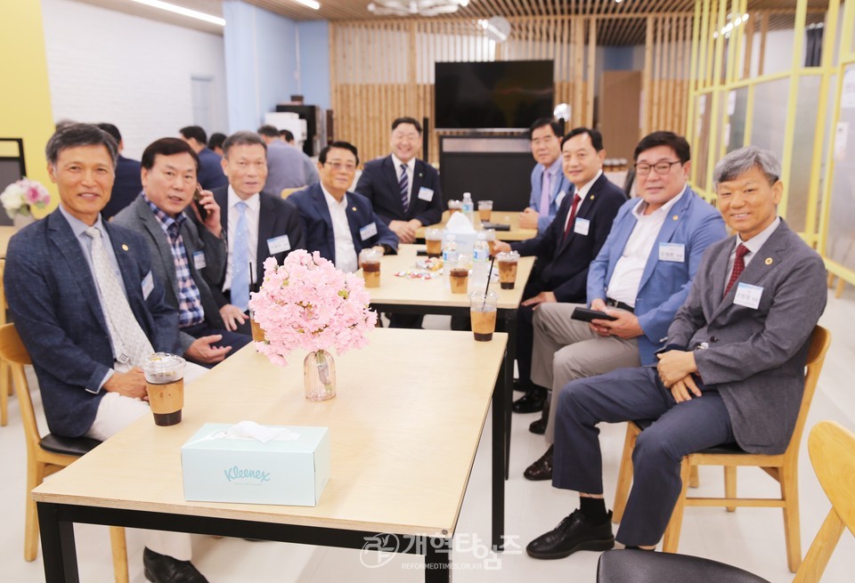 제109회기 총준위, 총준위원 및 자문(전문)위원 간담회 모습