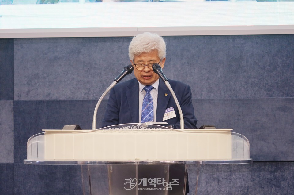 동서울노회 장로회 주관 중직자 세미나 모습