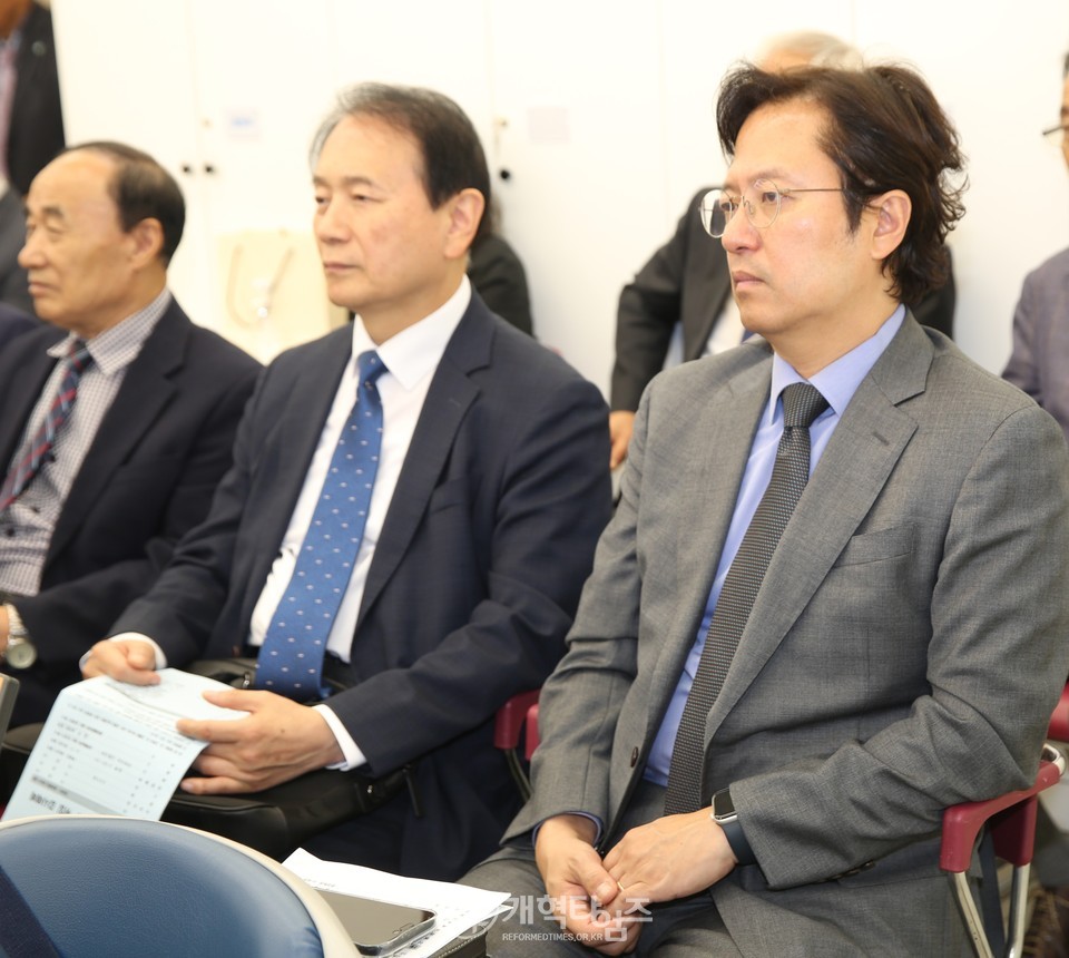 전국남전도회 회장, 이ㆍ취임 감사예배 모습
