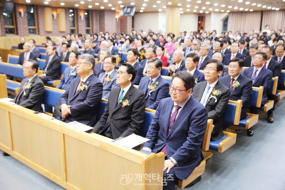 부천서문교회, 「교회설립 40주년 기념감사예배」모습