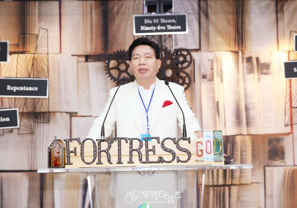 총신대 신대원 제79회 동창회 제35차 정기총회 모습