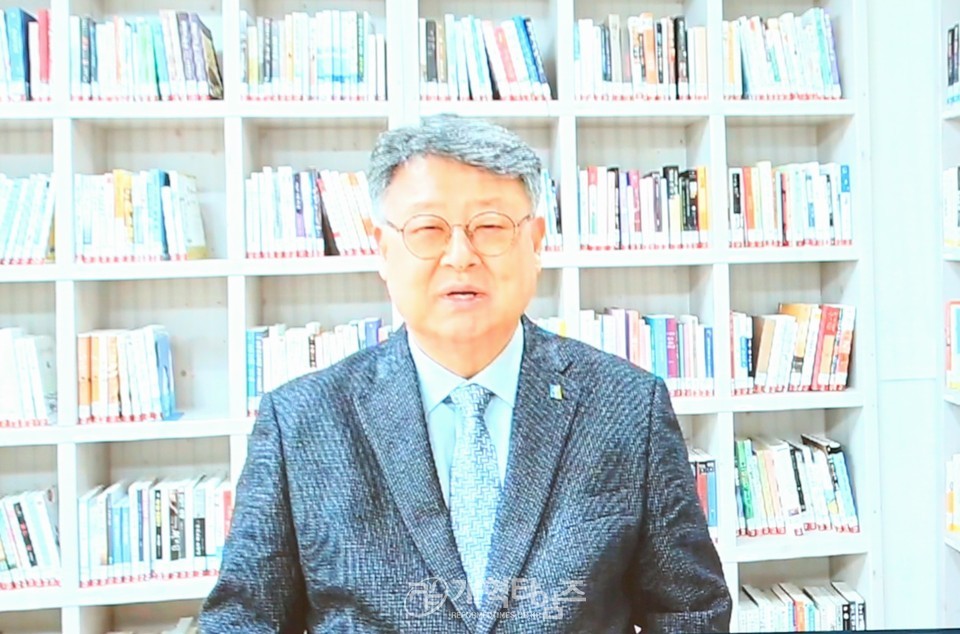 동원교회, 배재군 목사 원로 추대 및 배진호 목사 위임식 모습