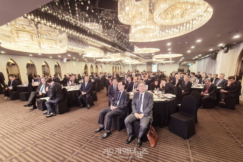 2025 WEA 서울총회 조직위 출범 감사 예배 모습