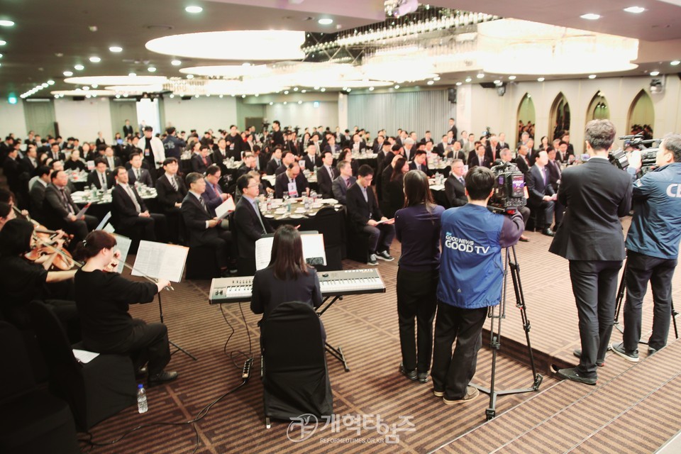 2025 WEA 서울총회 조직위 출범 감사 예배 모습