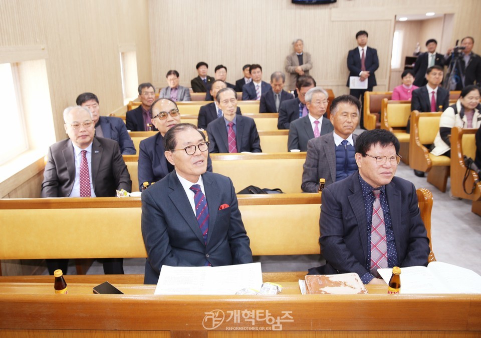 열방디딤돌선교회, 인계중앙교회 리모델링 감사예배 및 정기이사회 모습