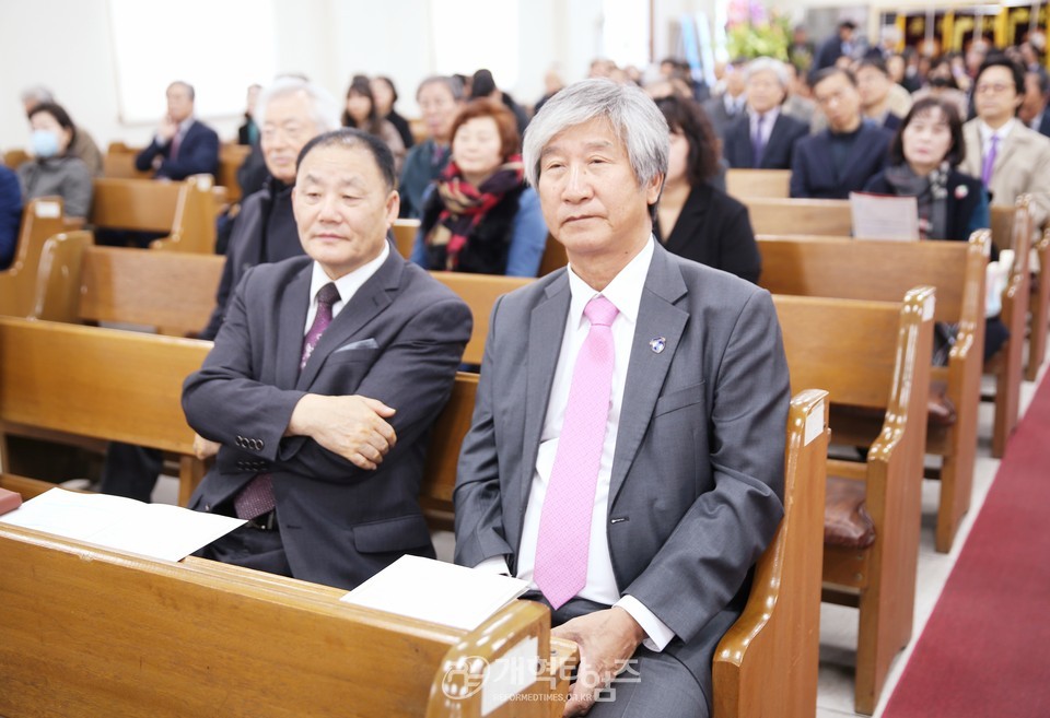 대신대,「개교 70주년기념 감사예배 및 음악회」모습