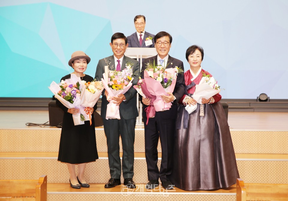 권순웅 목사, 한장총 대표회장 취임감사예배 모습