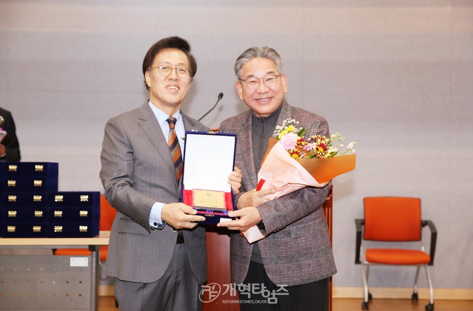 영남협의회, 정기총회 및 당선인 축하예배 모습