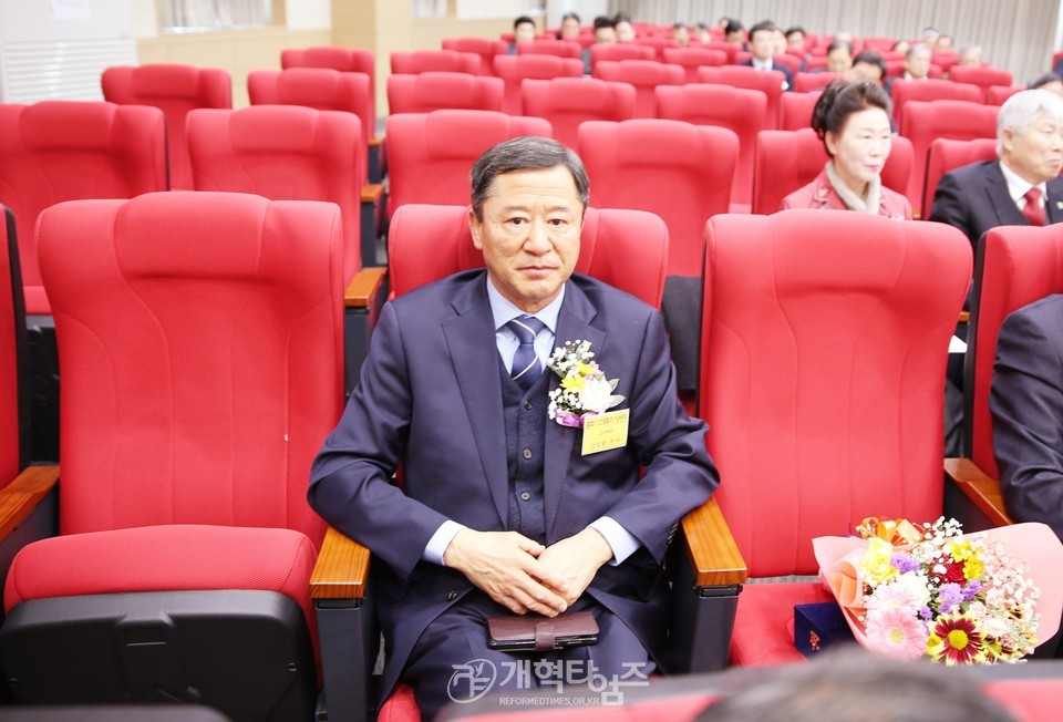 영남협의회, 정기총회 및 당선인 축하예배 모습