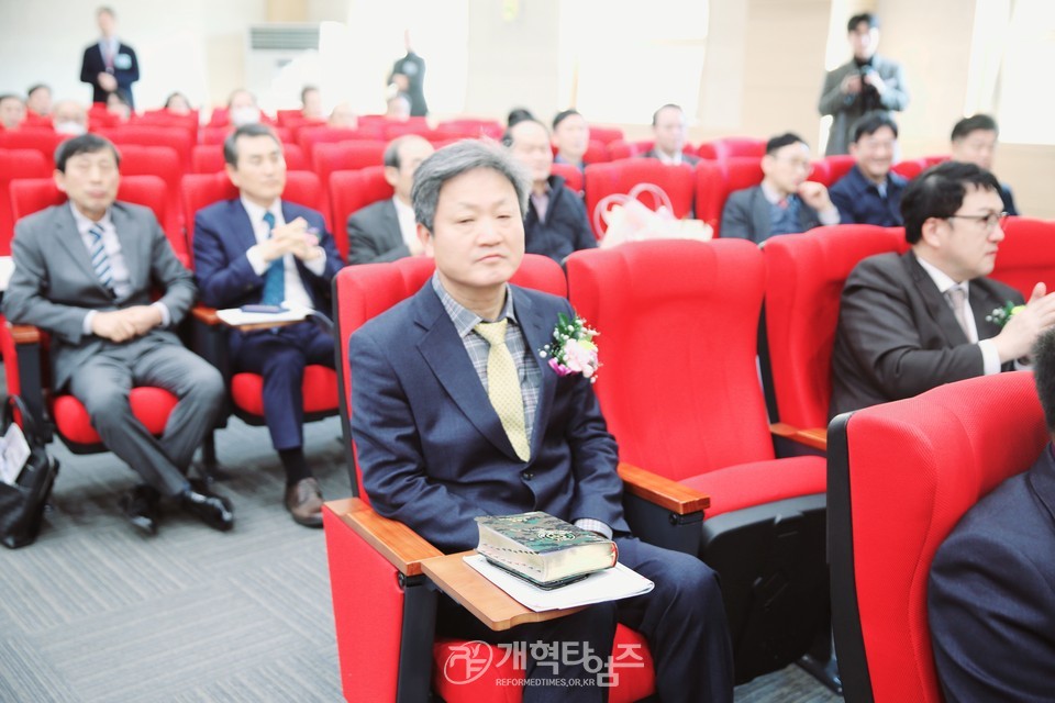 영남협의회, 정기총회 및 당선인 축하예배 모습