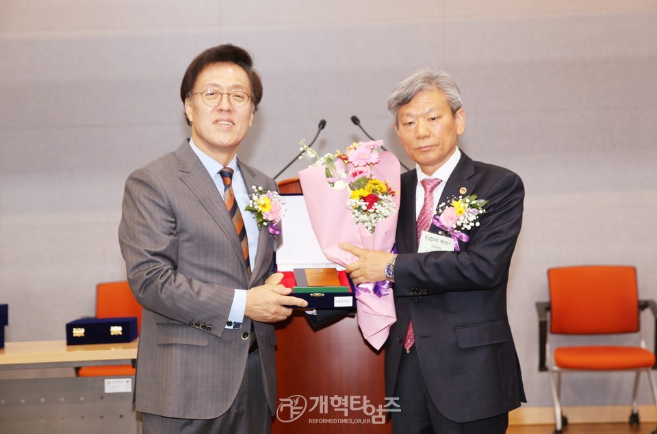 영남협의회, 정기총회 및 당선인 축하예배 모습