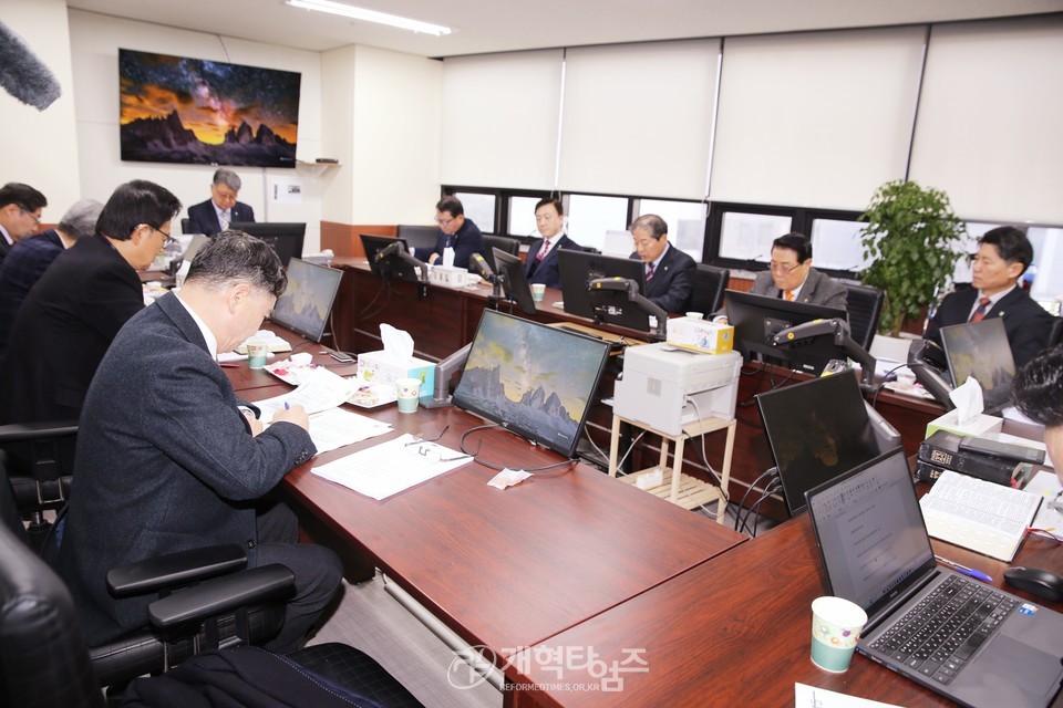 한교총 제8대 대표회장 김종혁 목사 취임 감사예배 모습