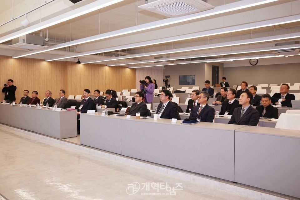 아시아교회정책연구소, 제2차 정기 컨퍼런스 모습