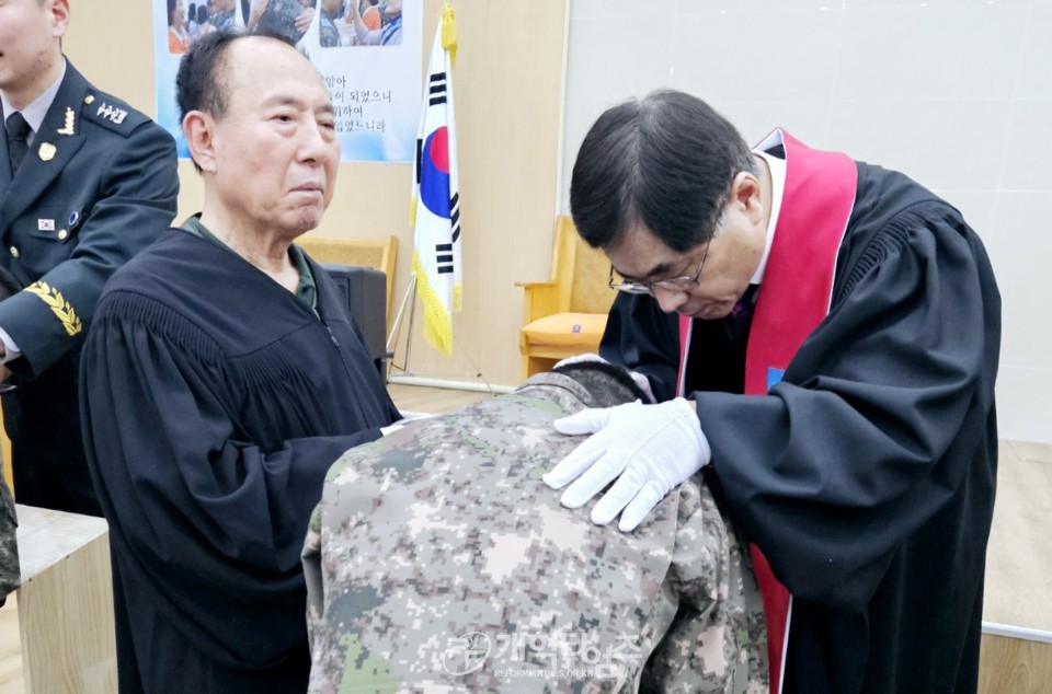 전국남전도회, 「제7보병사단 진중세례식」모습