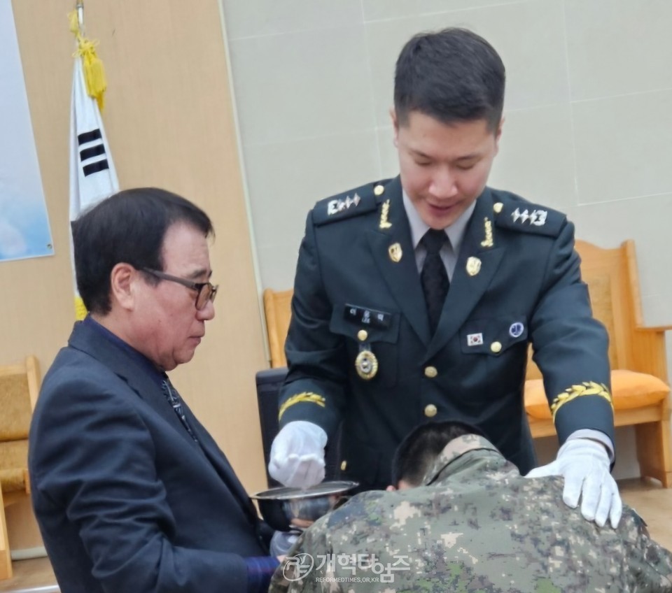 전국남전도회, 「제7보병사단 진중세례식」모습