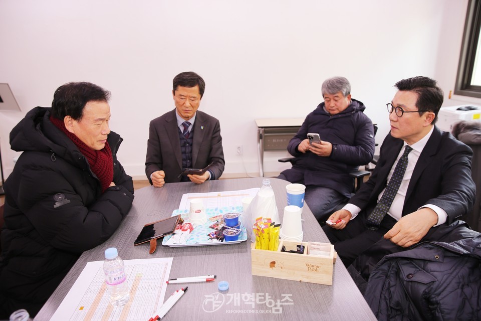 총회 고시부, 특별편목교육 수강생 대상 강도사 고시 특강 모습