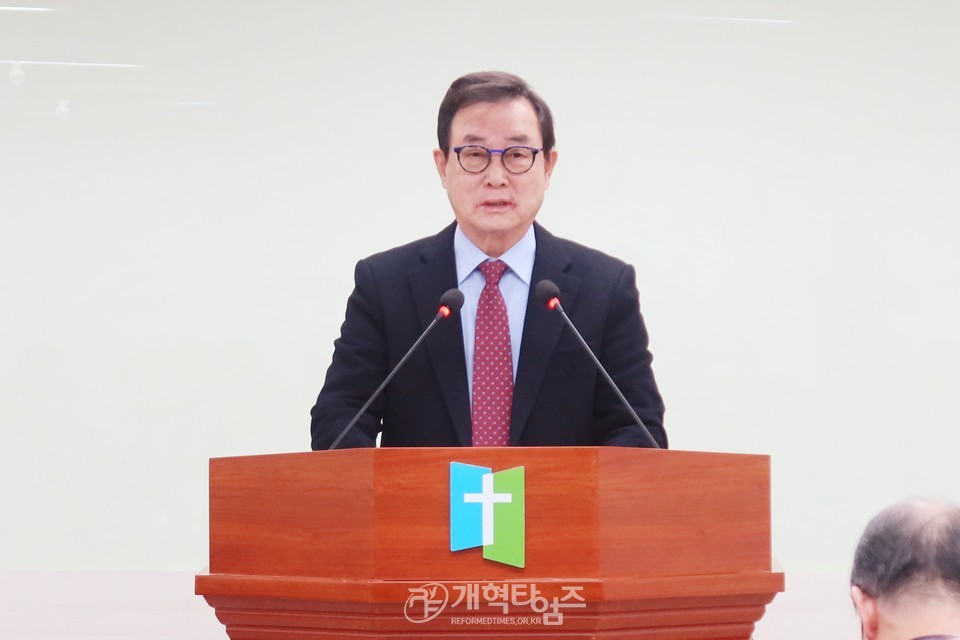 총회증경총회장단, 신년전체회의 모습