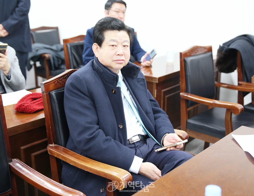 총회증경총회장단, 신년전체회의 모습