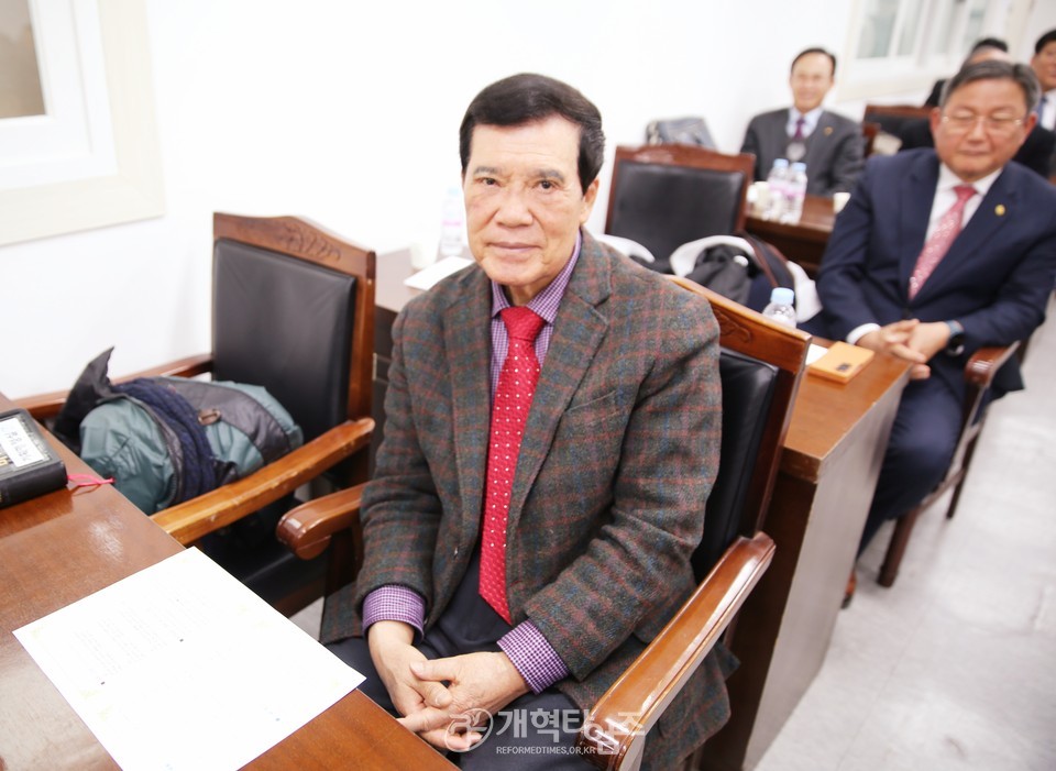 총회증경총회장단, 신년전체회의 모습