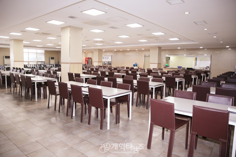 서울ㆍ서북지역장로회 임원진, 회원부부수련회 및 농어촌 리모델링 교회 답사 모습