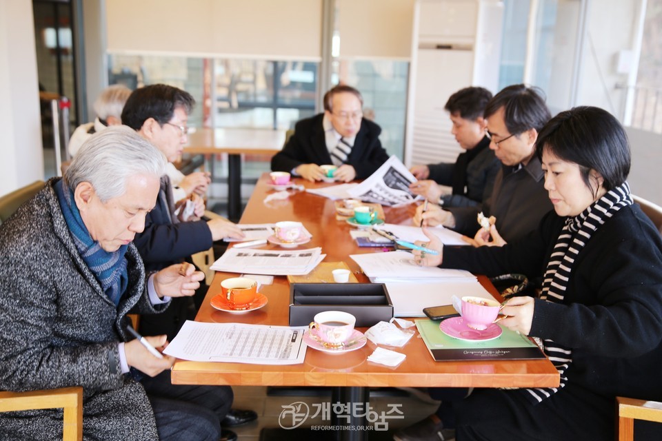 서울ㆍ서북지역장로회 임원진, 회원부부수련회 및 농어촌 리모델링 교회 답사 모습