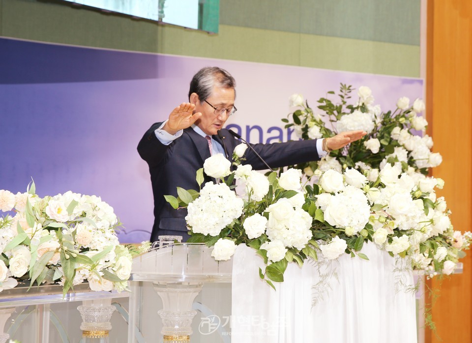 총회군선교회 회장 홍성현 목사, 딸 결혼예식 모습